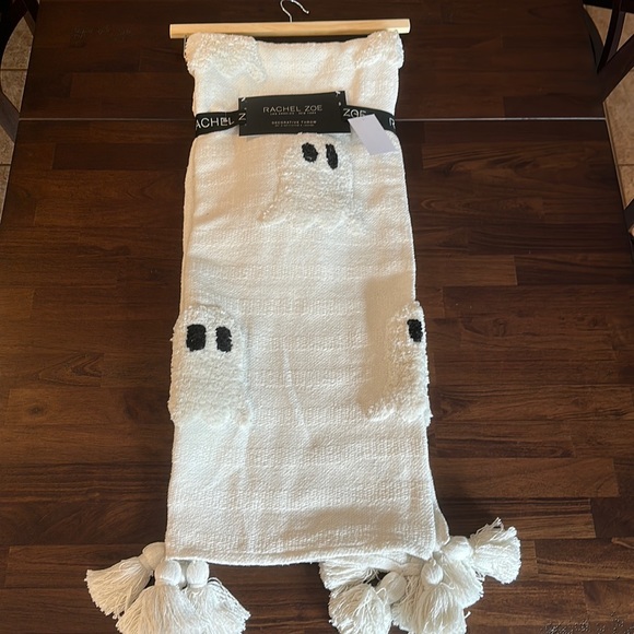 Rachel Zoe Ghosts White/Black 50x60 Throw Blanket – Halloween Decor New With Tags 4 thumbnail image